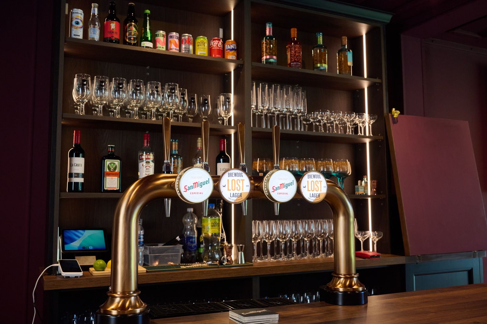 The 1906 Club bar